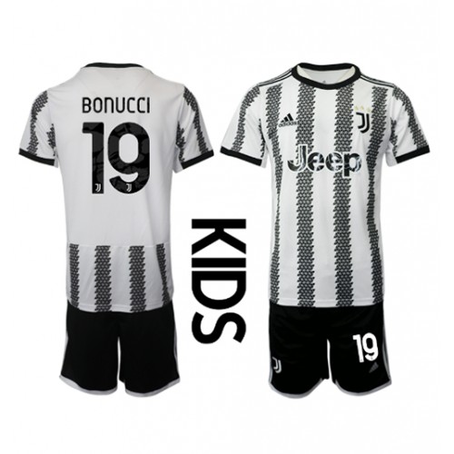 Dres Juventus Leonardo Bonucci #19 Domaci za djecu 2022-23 Kratak Rukav (+ kratke hlače)